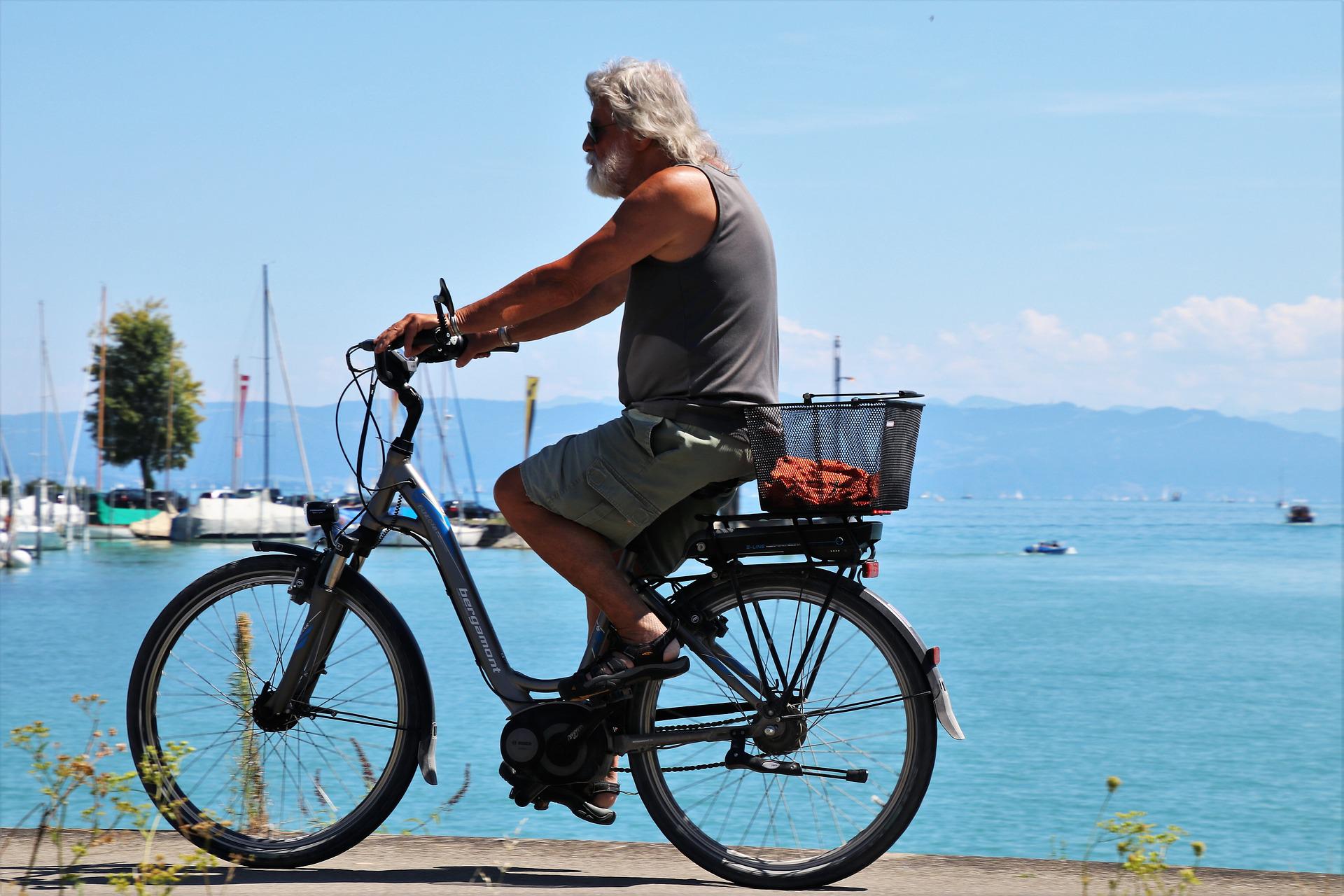 bike-g46016d023_1920